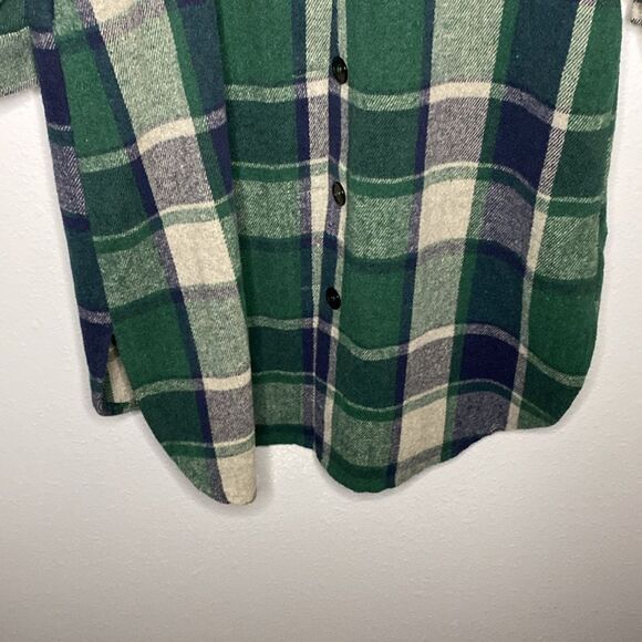 Fall Plaid Oversized Long Collared Full Button Front Shirt Jacket Size Medium - Picture 6 of 12
